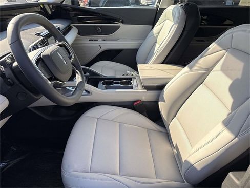 New 2026 Lincoln Nautilus Premier w/ Jet Appearance Package image 23