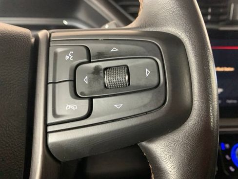 Used 2023 GMC Sierra 1500 AT4 w/ Technology Package AWD/4WD image 27