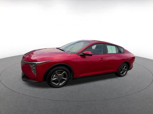 Used 2025 Kia K4 LXS image 8