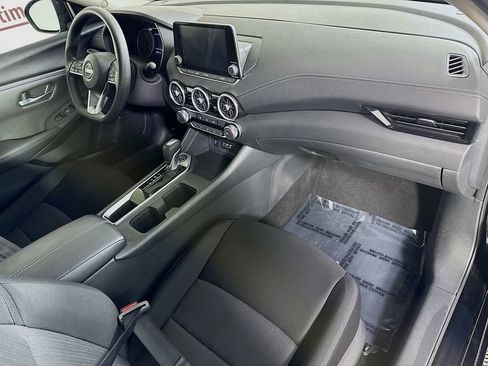 Certified 2024 Nissan Sentra SV image 30