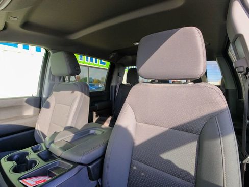 Used 2024 Chevrolet Silverado 3500 W/T image 25