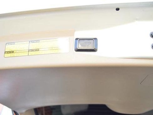 Used 2010 Toyota Highlander 4WD Hybrid image 52