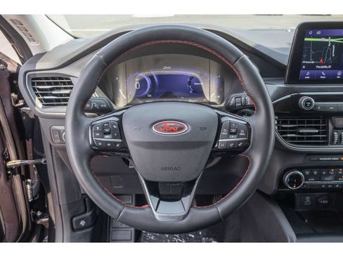 Used 2022 Ford Escape SEL w/ SEL Stealth AWD Package image 21