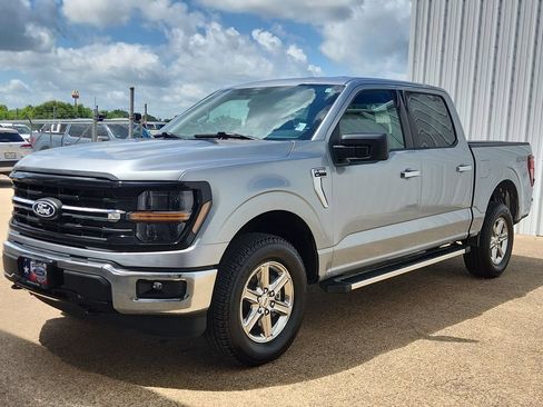 Used 2025 Ford F150 XLT w/ Equipment Group 301A Standard AWD/4WD image 18