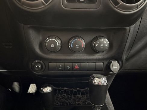 Used 2015 Jeep Wrangler Unlimited Sport w/ Quick Order Package 24S image 18