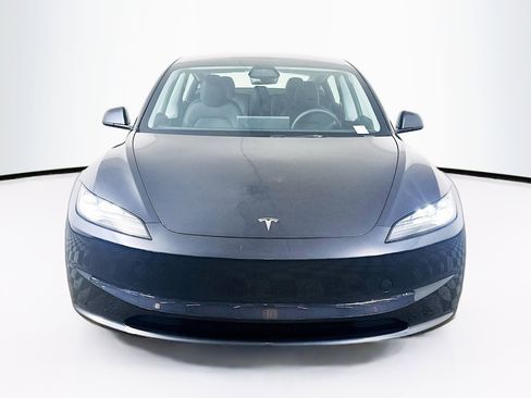 Used 2024 Tesla Model 3 Standard Range RWD image 2