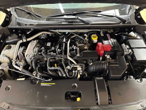 Used 2025 Nissan Sentra SV FWD image 29