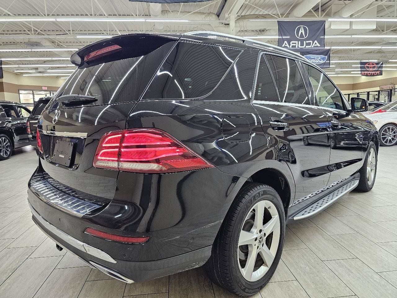 Used 2018 Mercedes-Benz GLE 350 w/ Premium 1 Package image 6