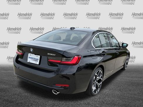 Certified 2025 BMW 330i Sedan RWD image 10