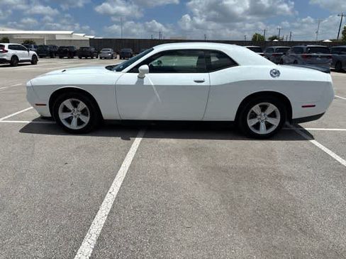 Used 2023 Dodge Challenger SXT RWD image 2