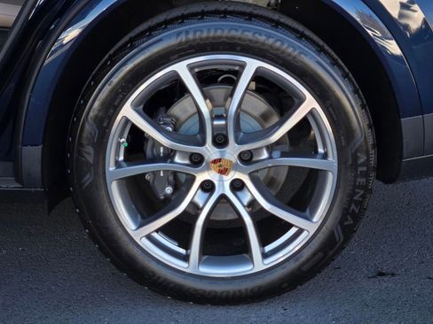 New 2026 Porsche Cayenne image 11