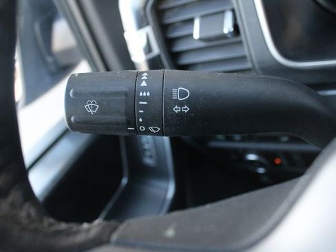 Used 2022 Ford F150 XLT w/ Equipment Group 302A High image 11