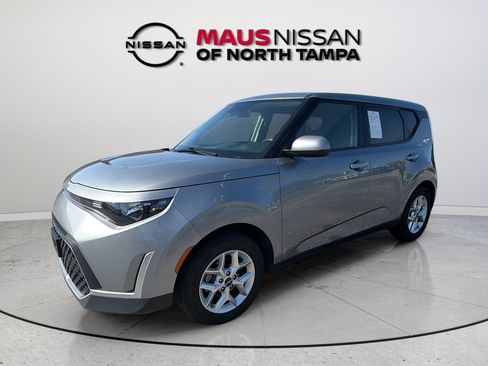 Used 2024 Kia Soul LX w/ Option Group 015 FWD image 6