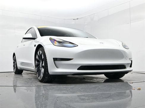 Used 2023 Tesla Model 3 Performance image 33