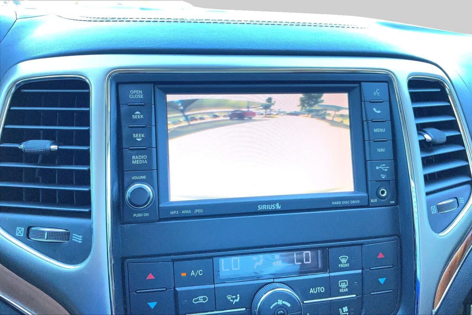 Used 2012 Jeep Grand Cherokee Overland AWD/4WD image 26