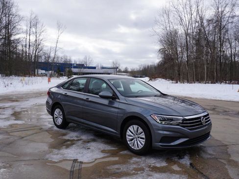 Used 2019 Volkswagen Jetta R-Line image 7