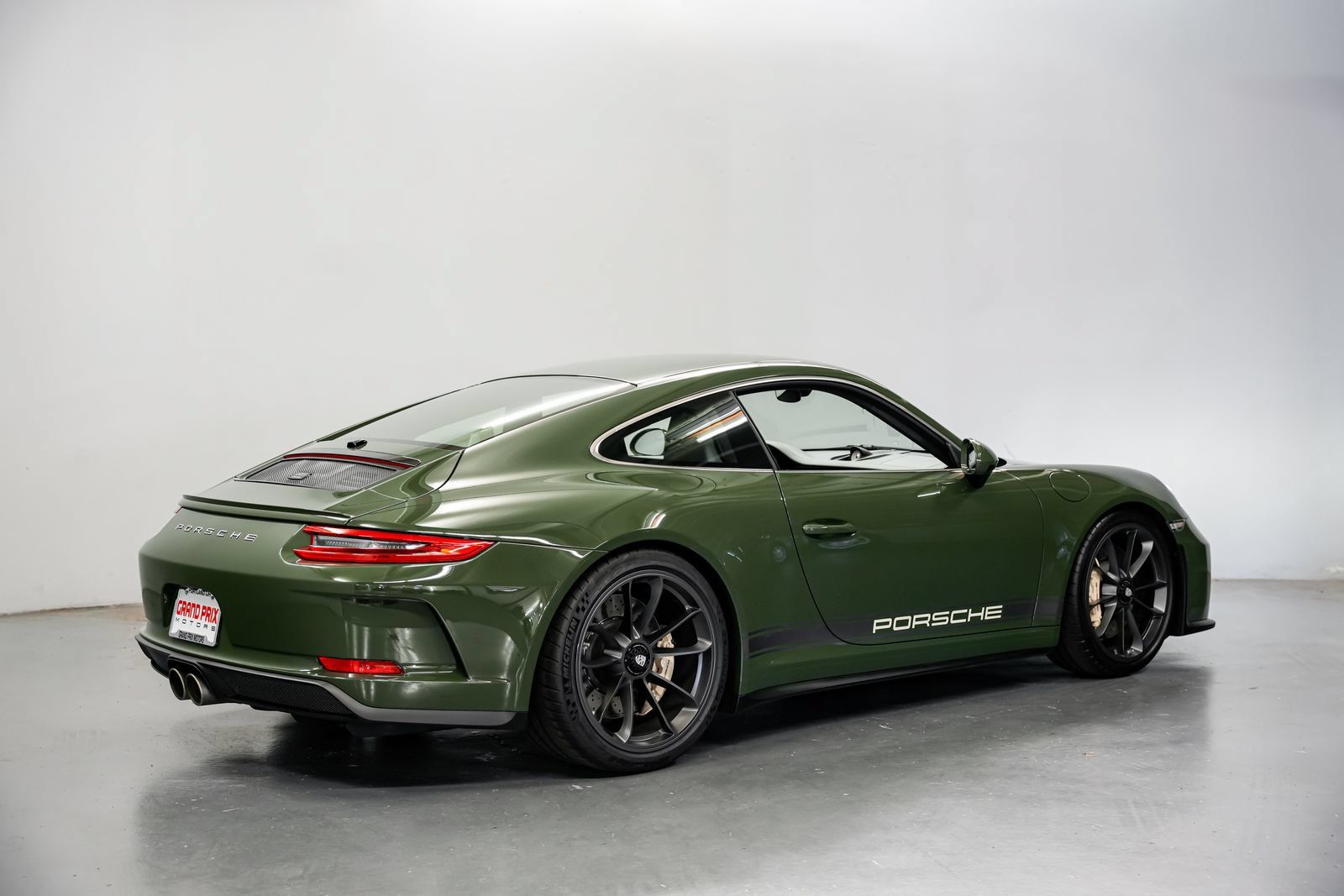 Used 2019 Porsche 911 GT3 RWD image 3