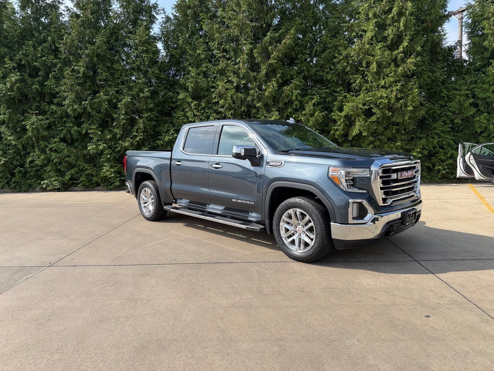 Used 2019 GMC Sierra 1500 SLT w/ SLT Premium Plus Package AWD/4WD image 1