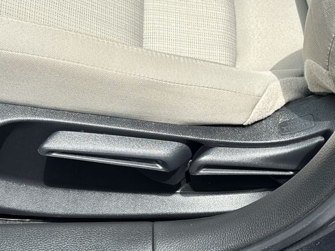 Certified 2023 Honda Civic LX image 26