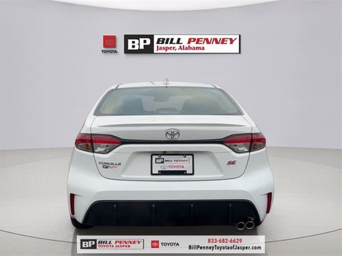 New 2026 Toyota Corolla SE image 4