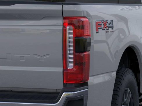 New 2026 Ford F250 Lariat w/ Lariat Premium Package AWD/4WD image 21