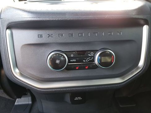 New 2025 Ford Expedition Tremor image 14