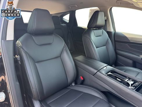 Certified 2025 Nissan Murano SV w/ Cargo Package AWD/4WD image 15