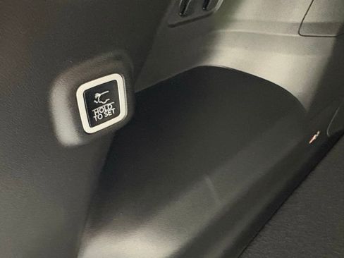 New 2026 Jeep Cherokee Limited image 22