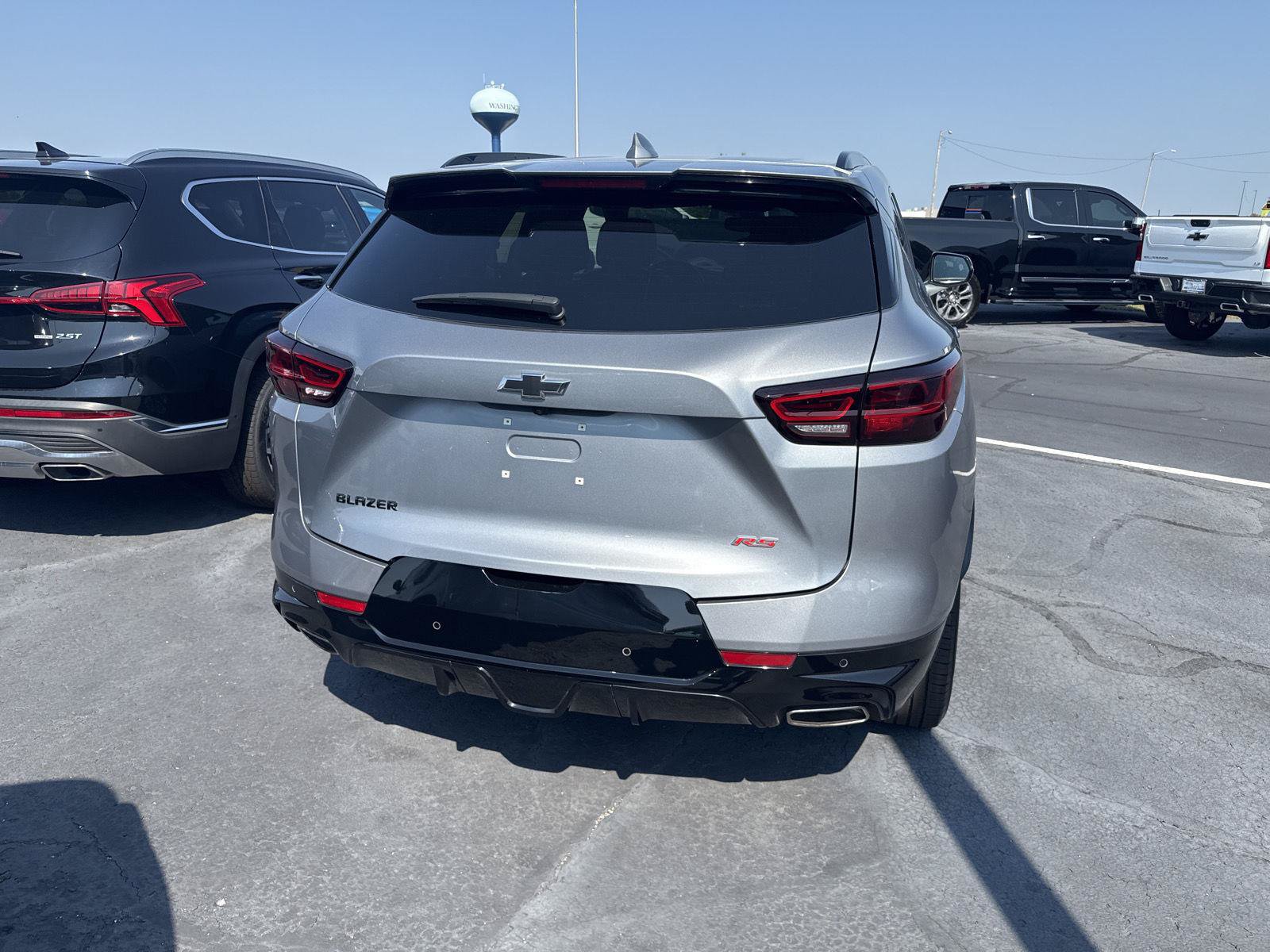 Used 2025 Chevrolet Blazer RS FWD image 3