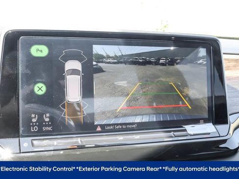 Used 2026 Volkswagen Atlas SEL AWD/4WD image 8