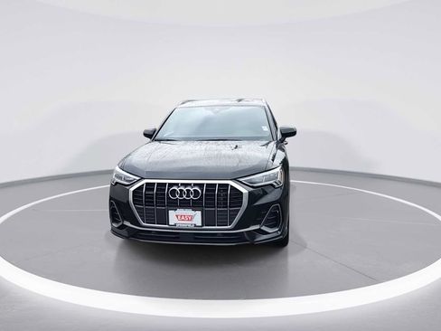 Used 2023 Audi Q3 2.0T Premium AWD/4WD image 3