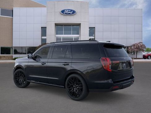 New 2026 Ford Expedition Platinum w/ Stealth Performance Package AWD/4WD image 4
