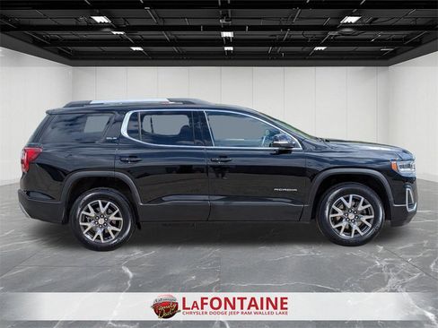 Used 2023 GMC Acadia SLE w/ Driver Convenience Package image 6