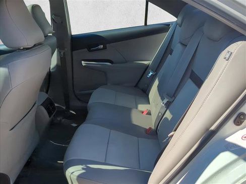 Used 2012 Toyota Camry XLE image 18