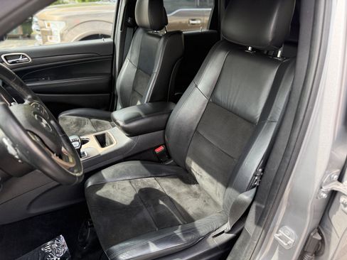 Used 2015 Jeep Grand Cherokee Altitude AWD/4WD image 15