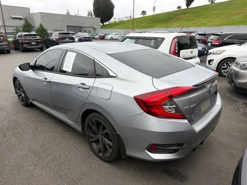 Used 2020 Honda Civic Sport image 2