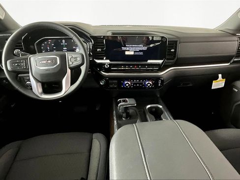 New 2026 GMC Sierra 1500 Elevation image 6