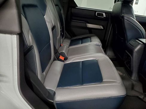 Used 2022 Ford Bronco Outer Banks image 21