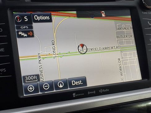 Used 2017 Toyota Highlander XLE image 9