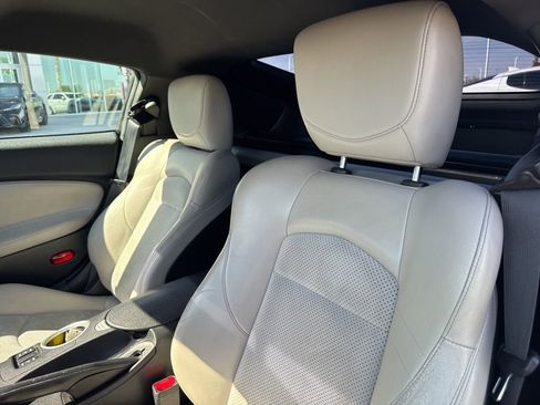 Used 2010 Nissan 370Z Touring w/ Sport Pkg image 14