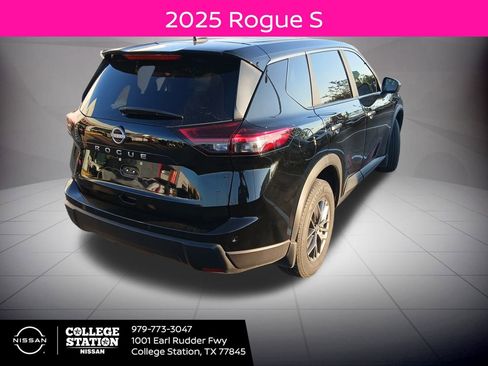 Certified 2025 Nissan Rogue S image 2