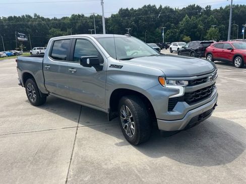 Used 2024 Chevrolet Silverado 1500 RST AWD/4WD image 12