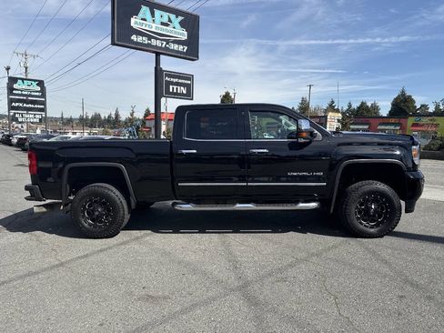 Used 2015 GMC Sierra 3500 Denali image 11