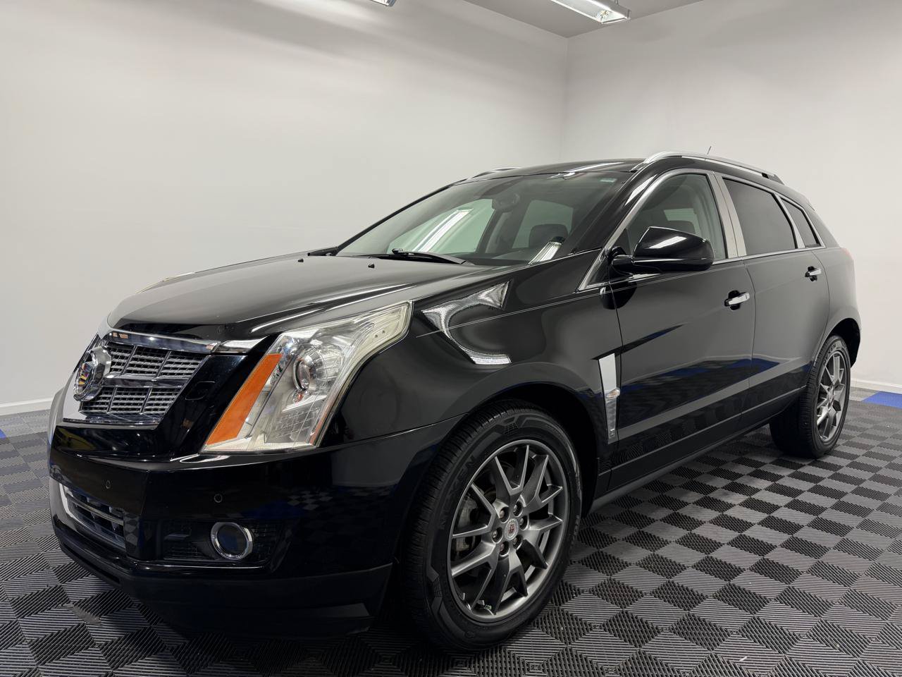 Used 2012 Cadillac SRX Premium FWD image 3