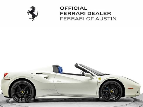 Used 2017 Ferrari 488 Spider RWD image 9