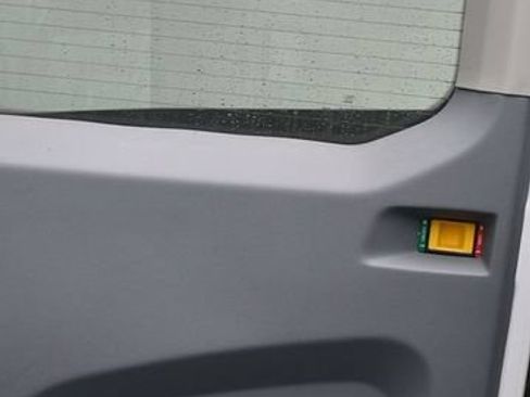 Used 2016 Ford Transit 150 XLT RWD image 16