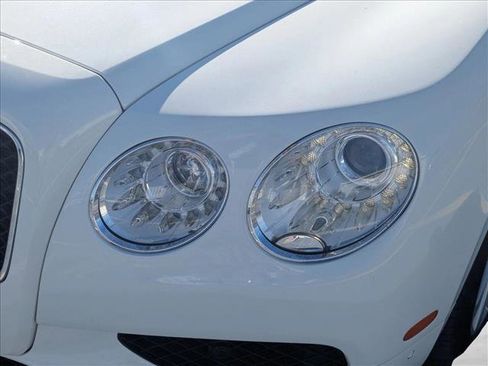 Used 2018 Bentley Flying Spur S V8 image 9