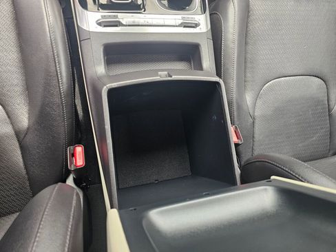 Used 2024 Kia Carnival SX Prestige FWD image 25