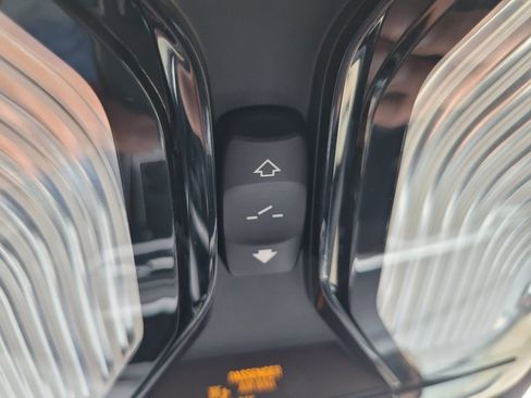 Used 2020 BMW X5 xDrive40i w/ Convenience Package image 43