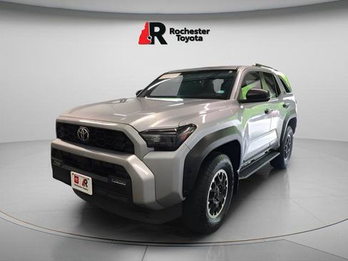 Certified 2025 Toyota 4Runner TRD Off-Road AWD/4WD image 3